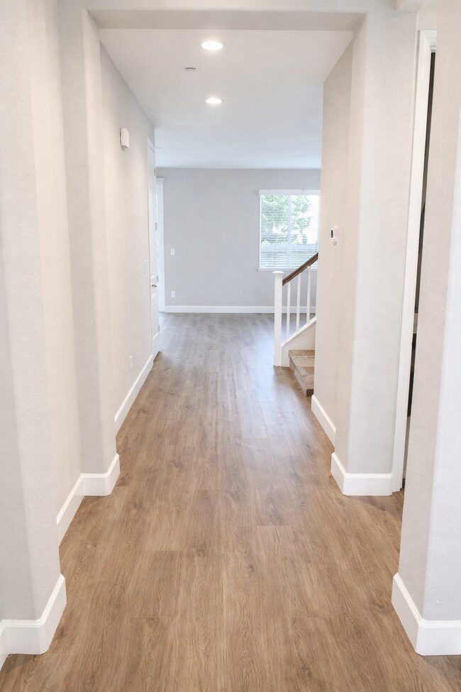 Foto del edificio - 121 Bentwater Loop