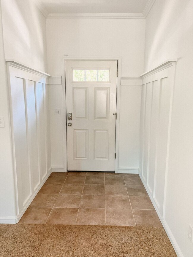 Foto del edificio - Four bedroom home in Salmon Creek