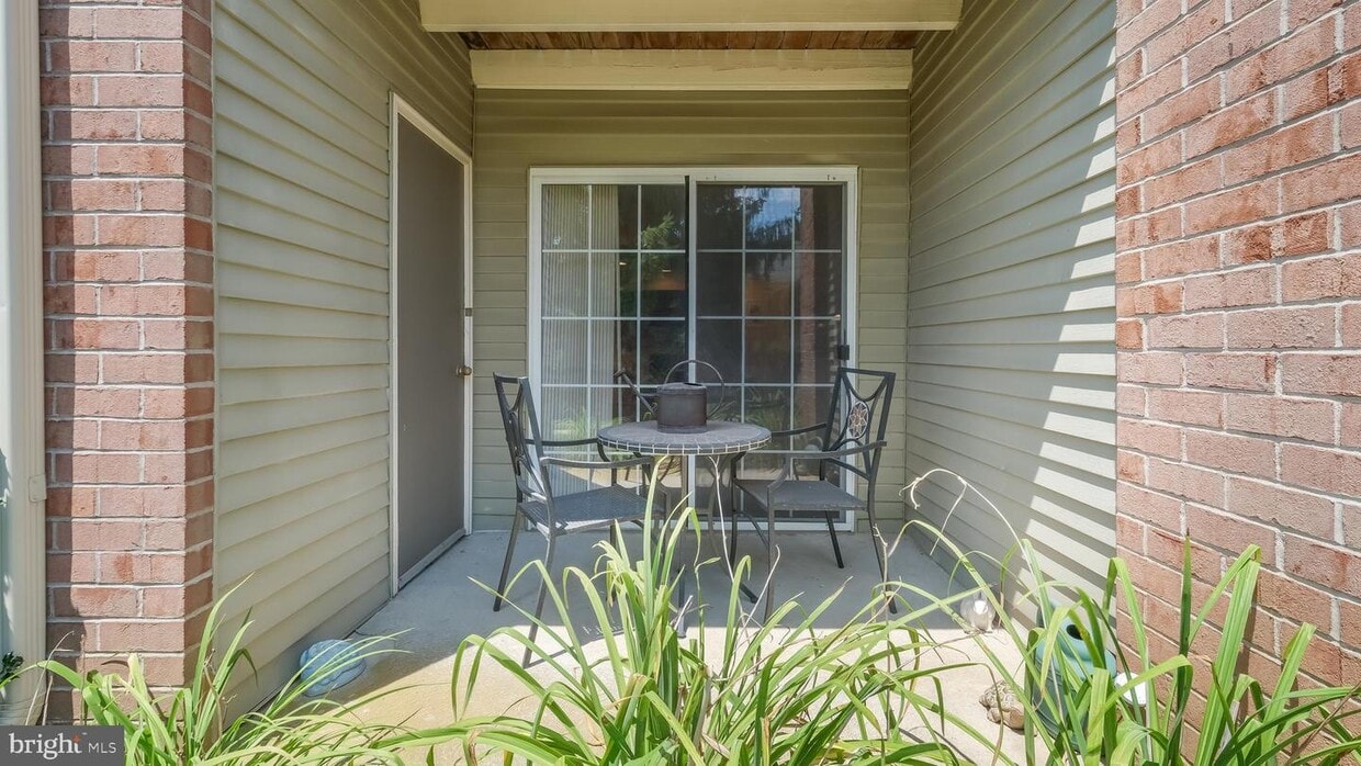 Foto principal - 3 Hastings Dr