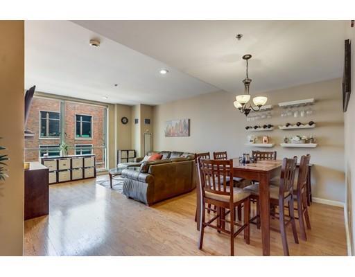 Foto del edificio - 234 Causeway St