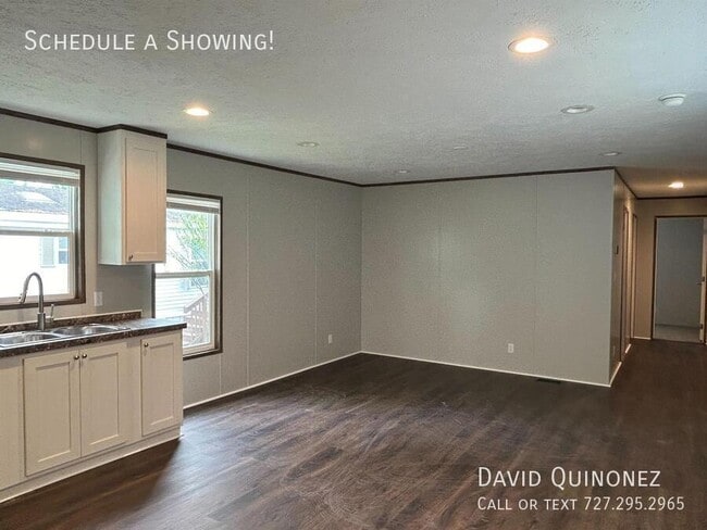 Building Photo - 5818 Alta Vista Ct