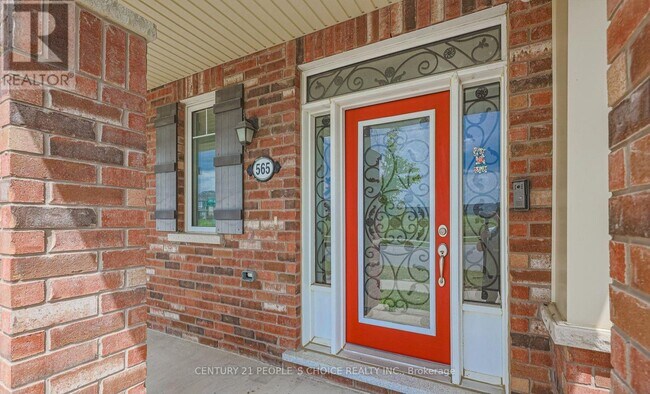 Photo du bâtiment - 565 Edenbrook Hill Dr