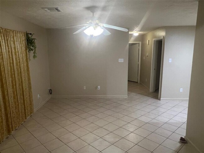 Building Photo - 5407 Cherie Crest Ct