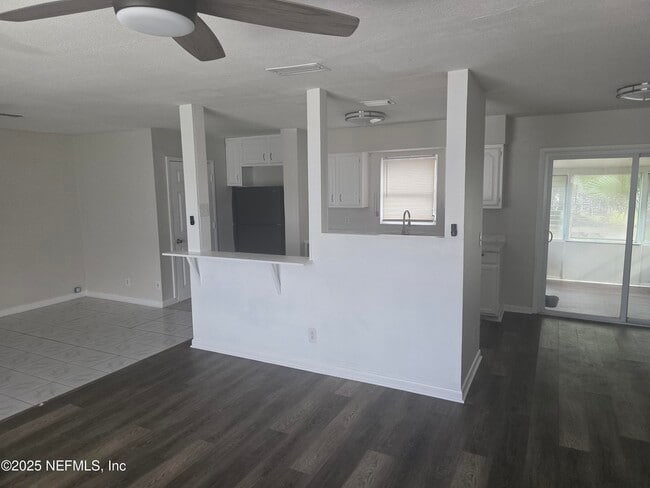 Building Photo - 3139 Searchwood Dr