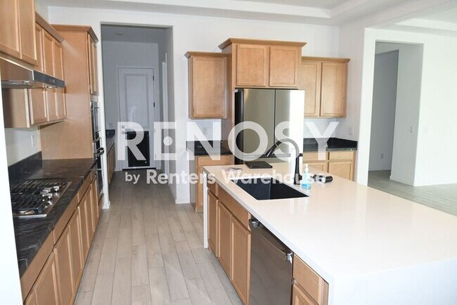 Building Photo - Almost New 4 Br+Den+Loft 3.5 Ba 3 Cg in Sienna Hills Next to Verrado in Buckeye
