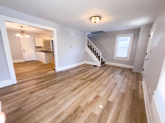Foto del edificio - Elegant 3-Bedroom Home with Designer Finishes & Private Backyard!