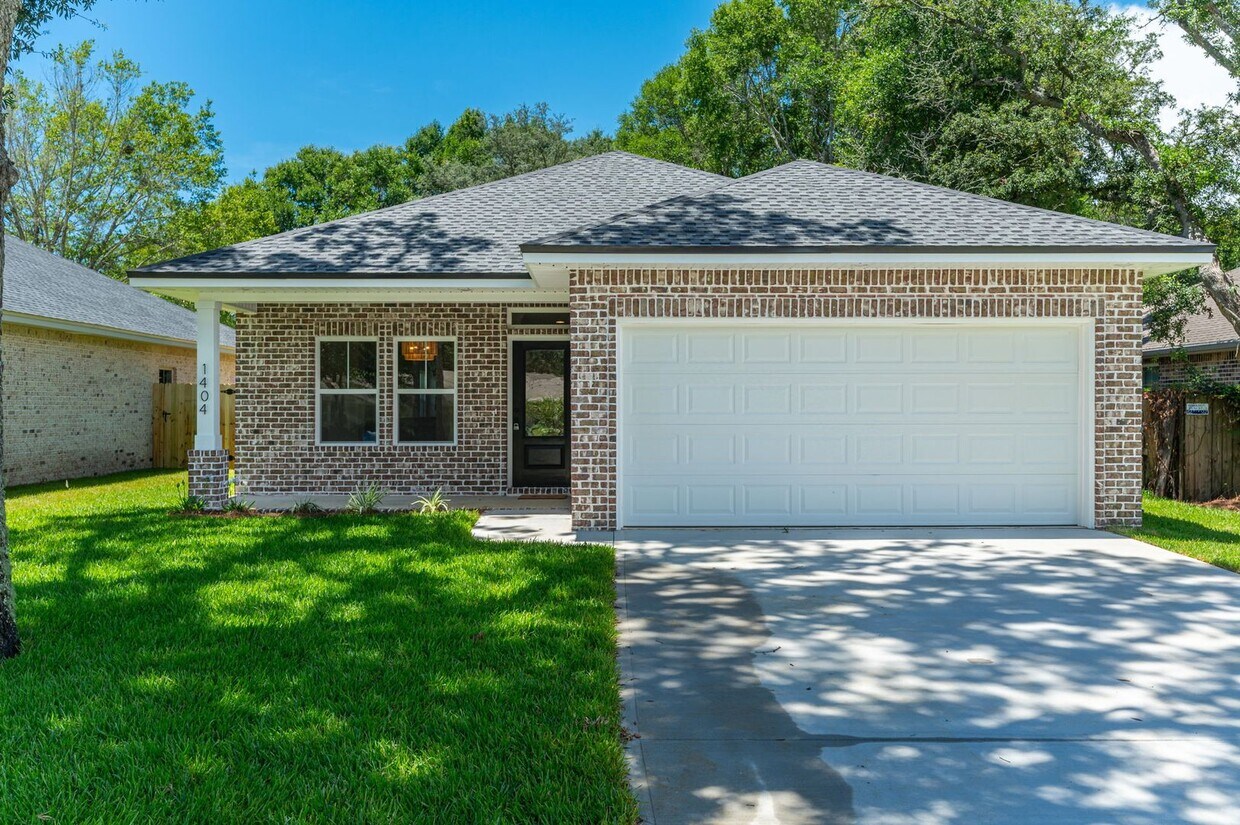 Foto principal - 4 Bedroom In Niceville!