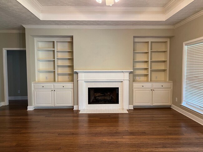 Building Photo - Home for rent in Arrowhead