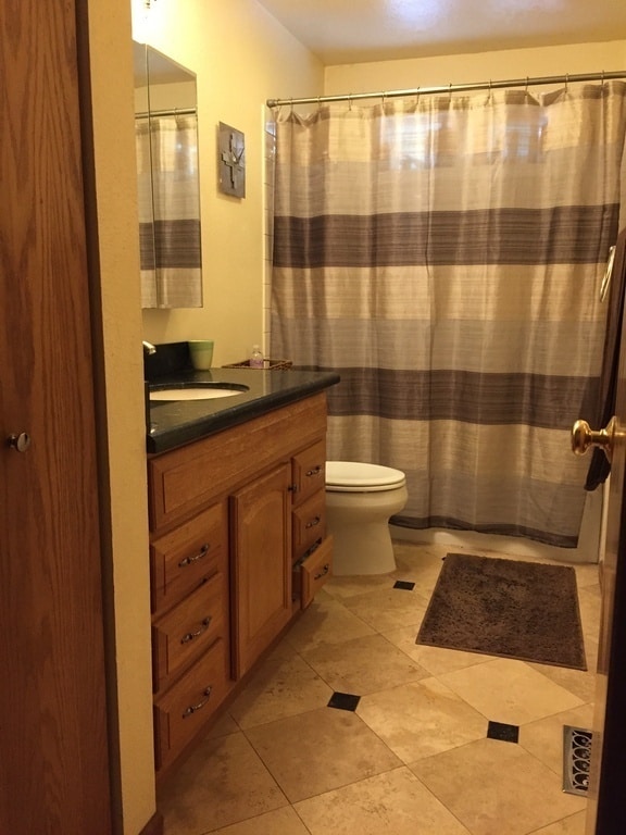 Foto del edificio - Charming 4 Bed 2 Bath Home in Wedgewood