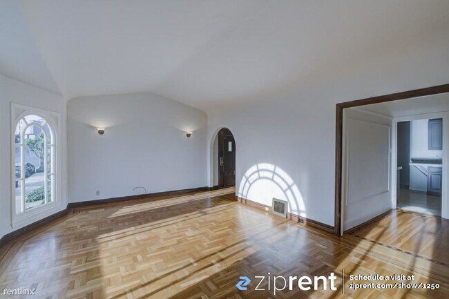 Building Photo - 72 Fairfield Way