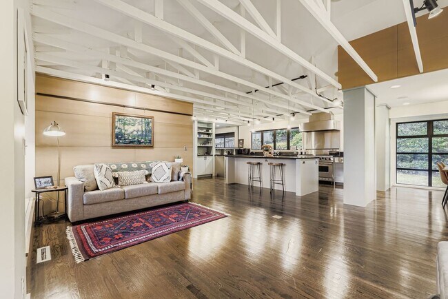 Foto del edificio - Medina Home