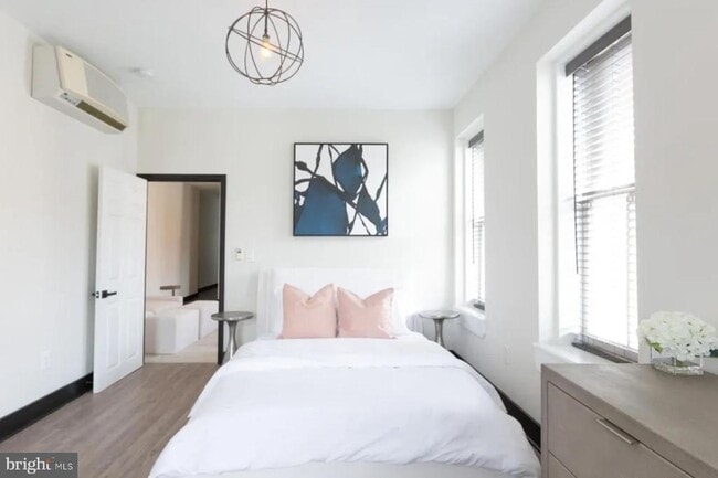 Foto del edificio - 1210 N Calvert St