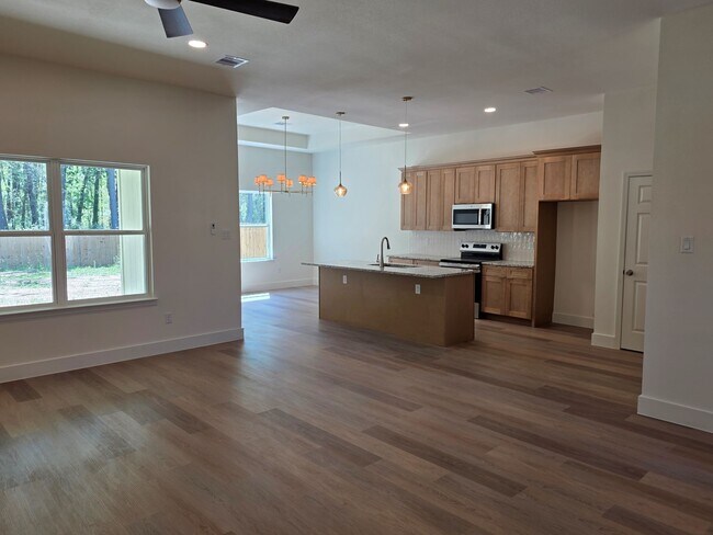 Foto del edificio - 16280 Jeet St