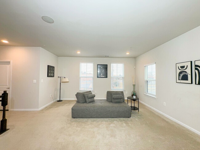 Building Photo - 3326 Tribune Ct