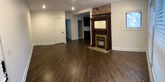 Apartments With Hardwood Floors Near Me