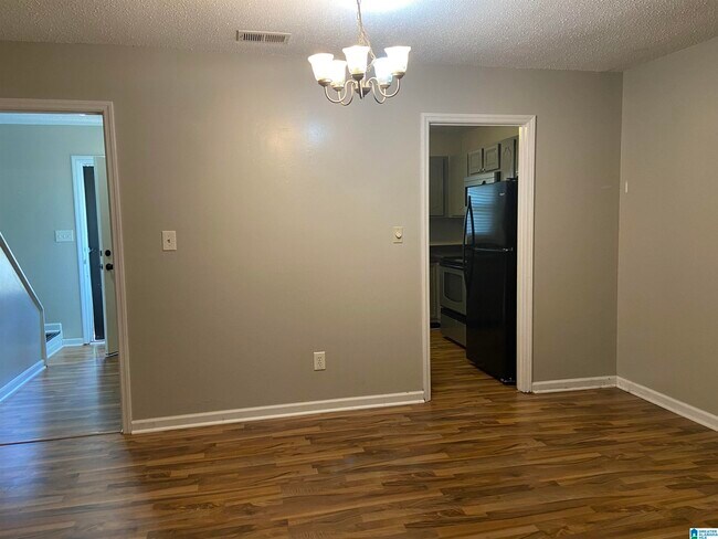Foto del edificio - 205 Old Rocky Ridge Ln
