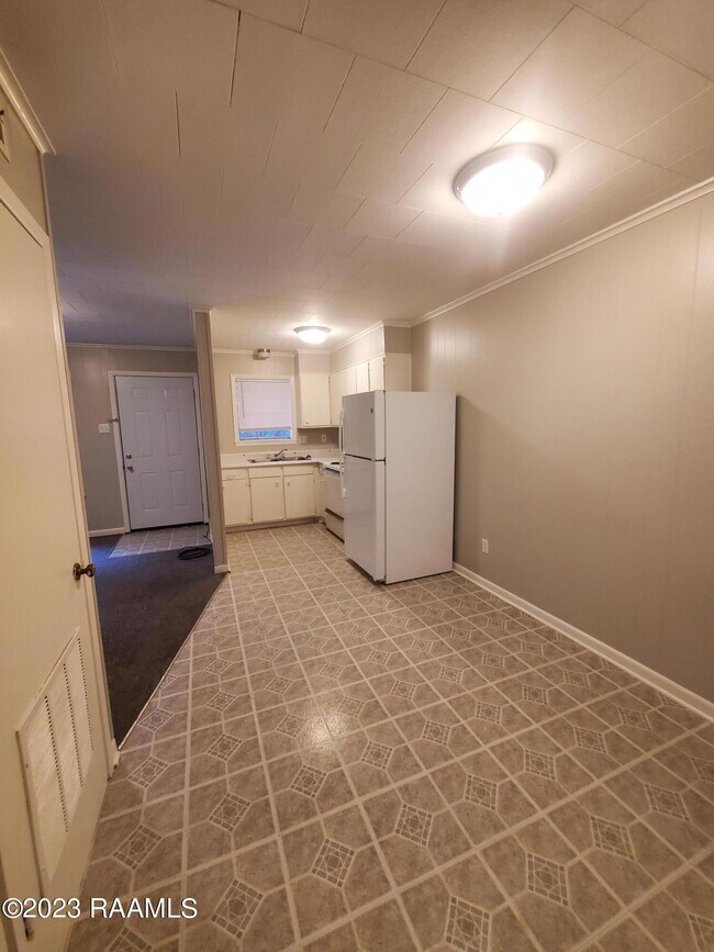 Foto del edificio - 718 Harding St