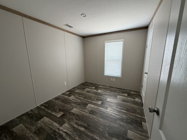 Building Photo - 408 Alabama Trl