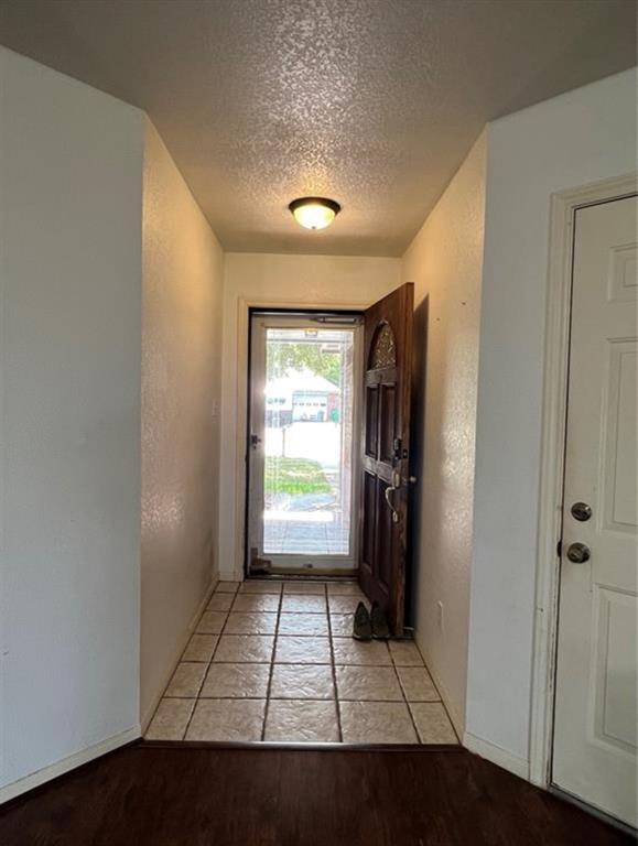 Foto del edificio - 825 Manor Dr