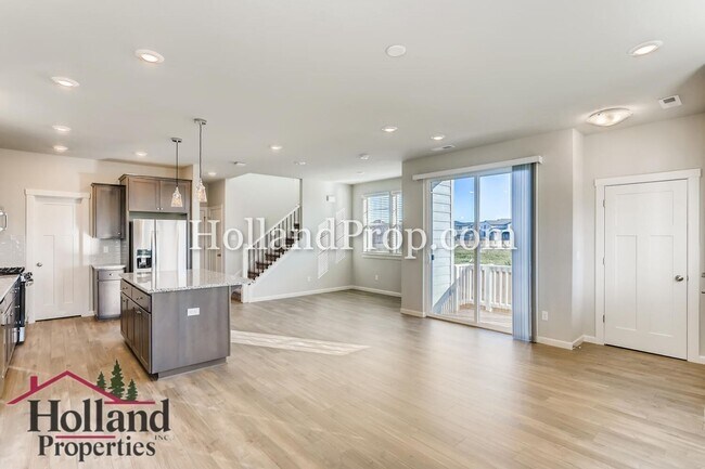 Foto del edificio - Modern Luxury Living Near Intel, Parks & Everything You Need!