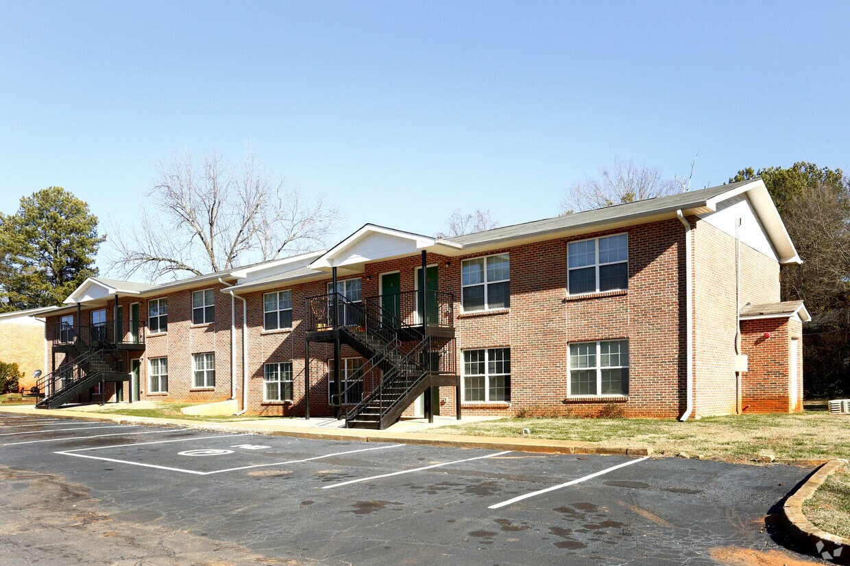 West Gate Manor Apartments Stone Mountain, GA