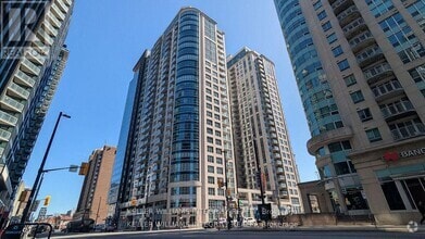 Building Photo - 242-1242 Rideau St