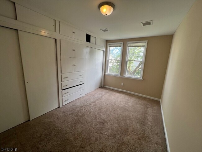 Foto del edificio - 163 E 22nd St