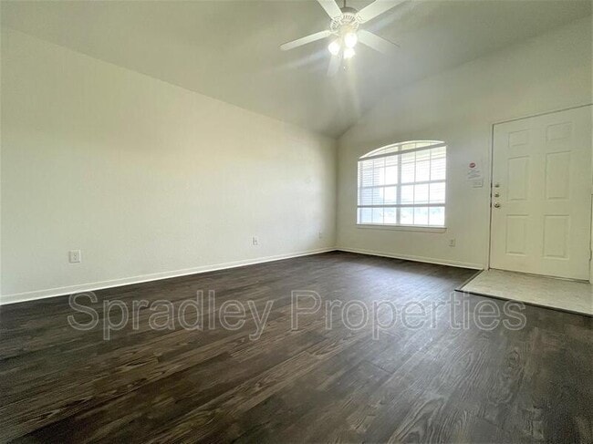 Building Photo - 4501 John David Dr