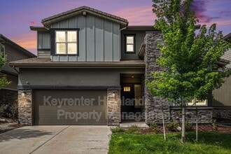 Building Photo - 533 Red Thistle Dr