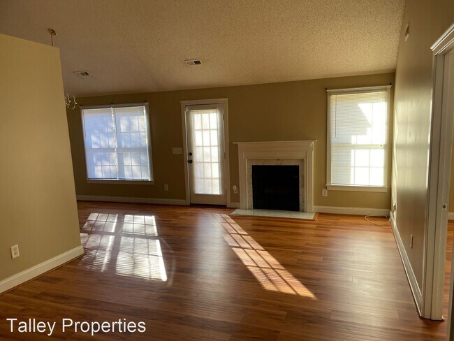 3 br, 2 bath House - 1206 Pearl Cresent Drive photo'