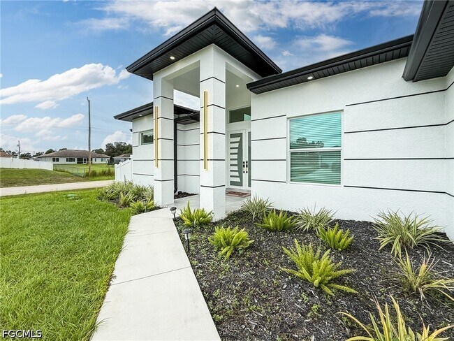 Foto del edificio - 4704 Karen Ave S