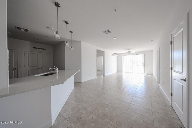 Foto del edificio - 2511 W Queen Creek Rd