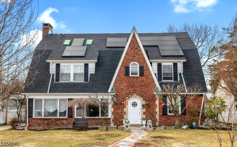 Primary Photo - 40 Fairway Dr