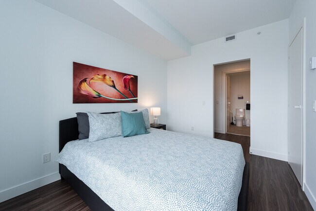 Photo du bâtiment - 1421 Av. Argyle