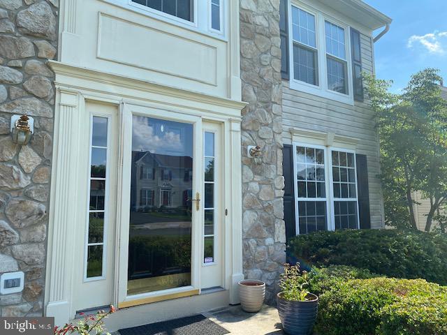 Building Photo - 312 Foxtail Ln