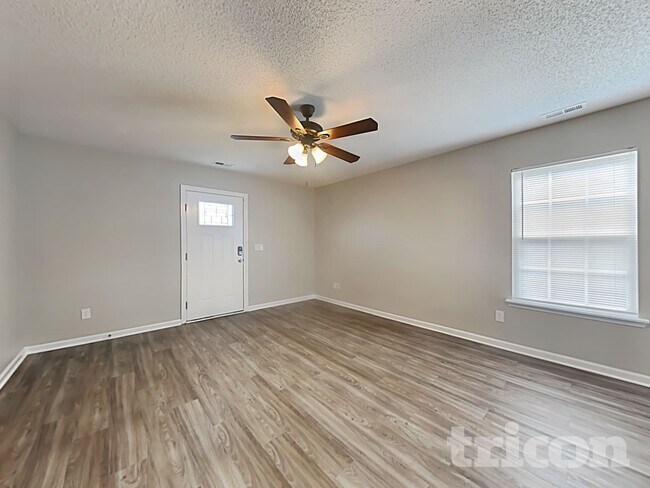 Foto del edificio - 136 Katrina Ct