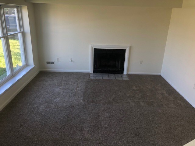 Building Photo - 46-43 3 Rivers Dr