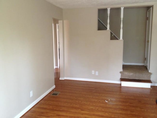 Building Photo - 2761 W. North Bend