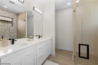 Building Photo - 2547 Storter Ave