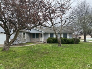 Building Photo - 4528 Venetian Dr