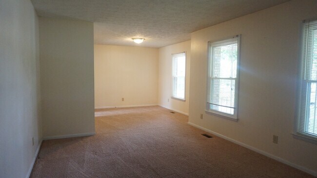 Building Photo - 6519 Grist Mill Rd