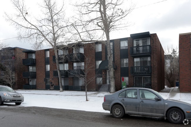 Building Photo - Sunalta 19