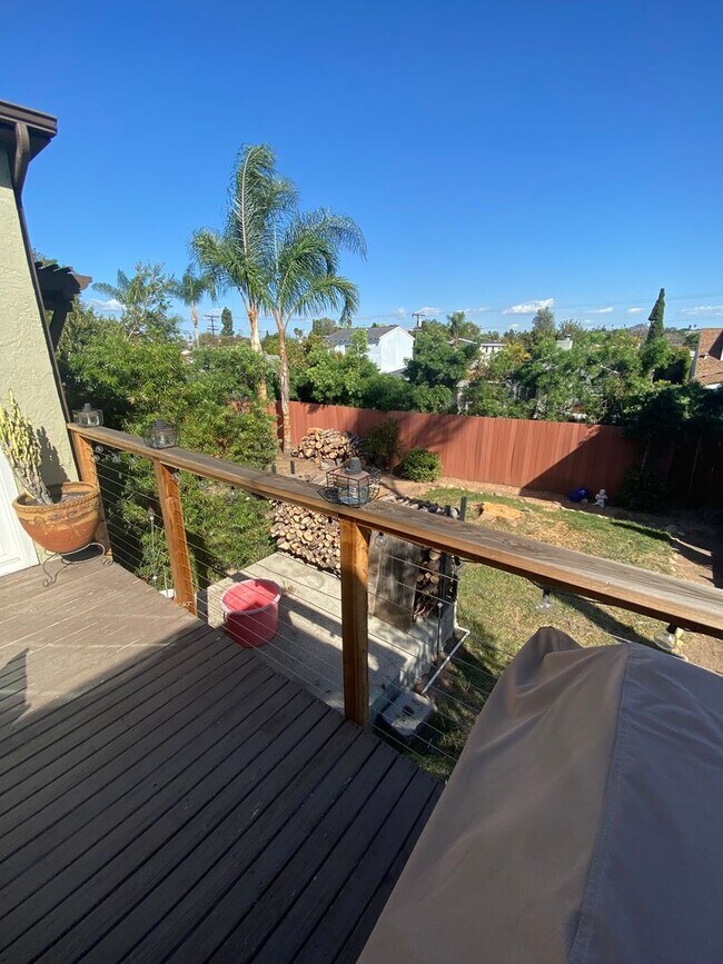Building Photo - Coming Soon! Available Sept 1 - La Mesa Home