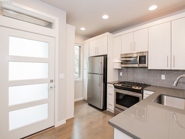 Foto del edificio - 959 N Killingsworth Ct