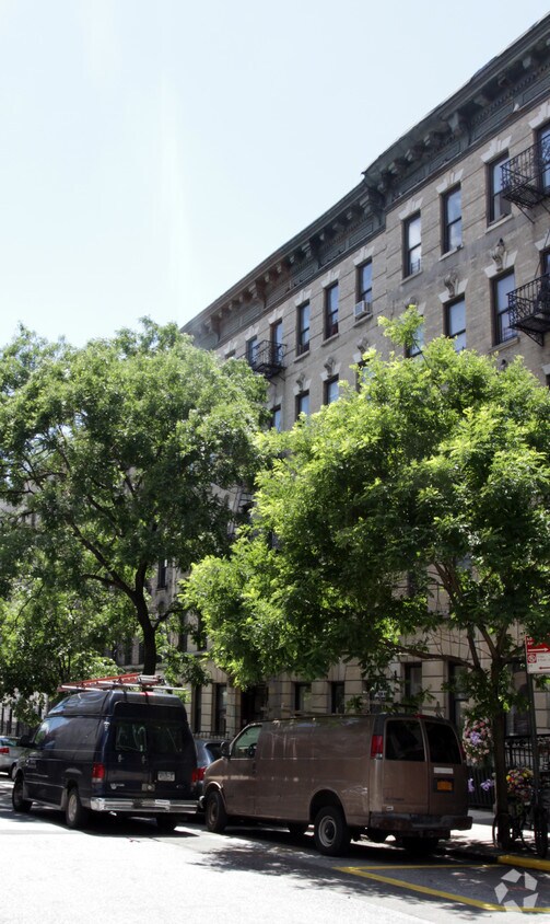 Foto del edificio - 506-508 W 170th St