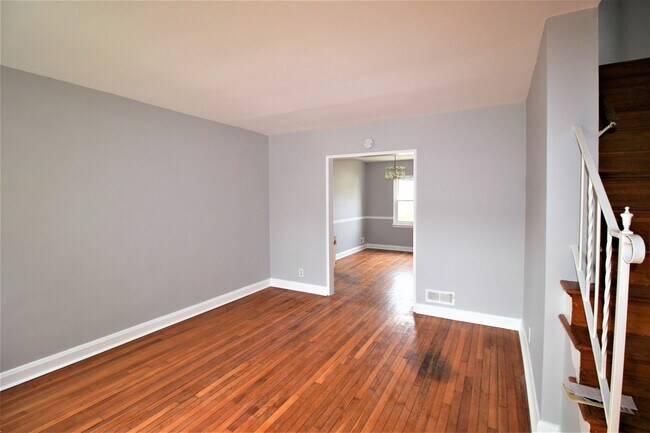 Foto del edificio - 2304 N Dukeland St