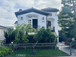 Building Photo - 2127 Manhattan Ave