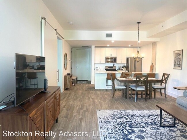 Building Photo - 2 br, 2 bath House - 332 Cocoanut St #308