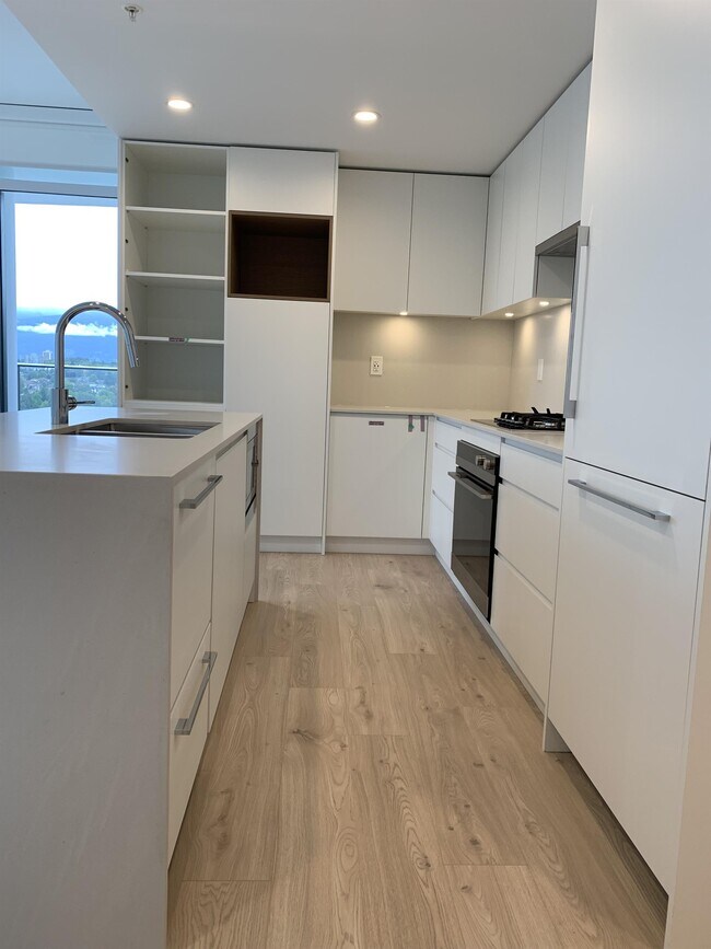 Photo du bâtiment - 2181 Madison Ave