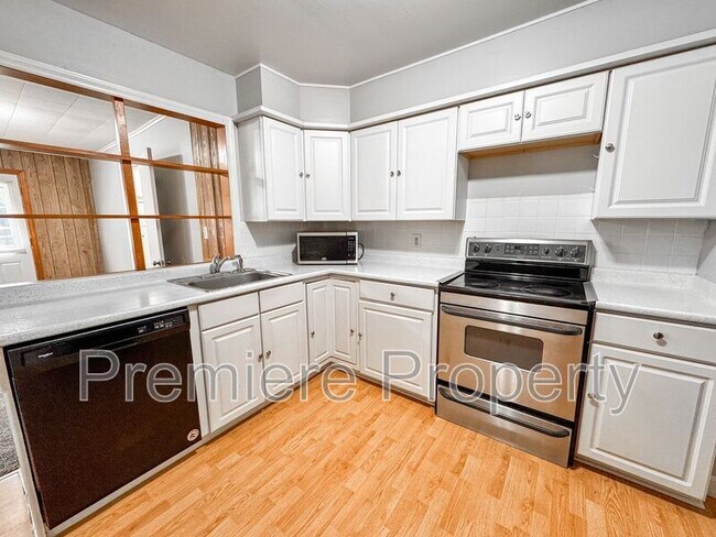 Foto del edificio - 8909 E 72nd St